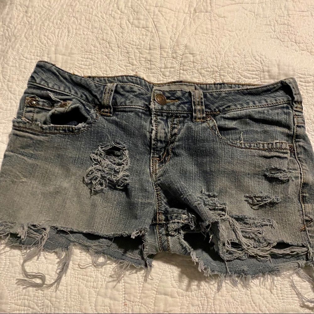 MAURICES CUT OFFS  